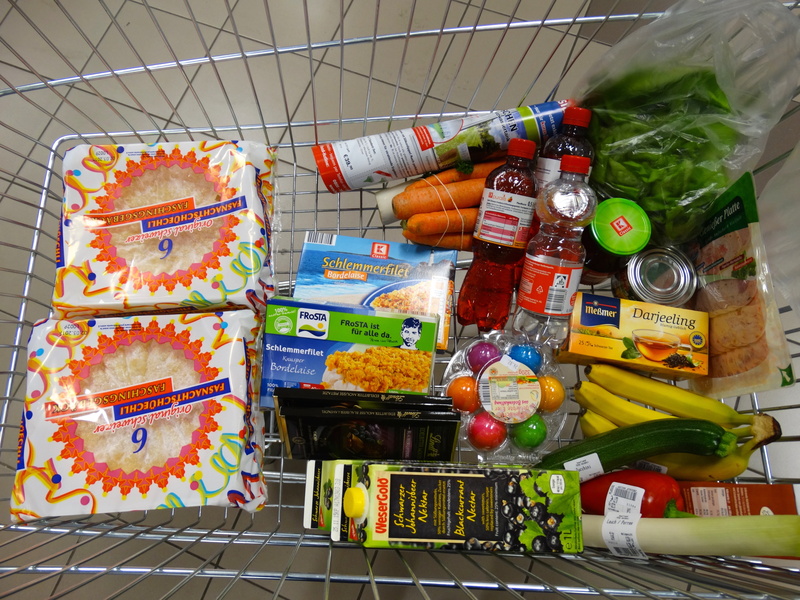 freshness, container, choice, groceries, wellbeing, variation, market, large group of objects, shopping cart, vegetable, assorted, healthy eating, supermarket