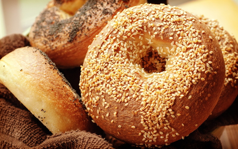 1080P, pretzels
