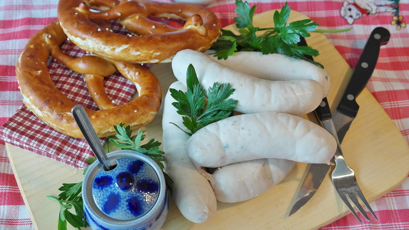 pretzels, southern german cuisine, kitchen, sausage, hearty, plate, bavaria, delicious, 5K, coriander, apparel, sweet mustard, pretzel, ready-to-eat, parsley