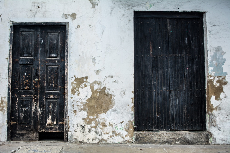 old, wall, urban, no people, cartagena, day, weathered, wall - building feature, viejas, built structure, damaged, 5K, outdoors, architecture, security