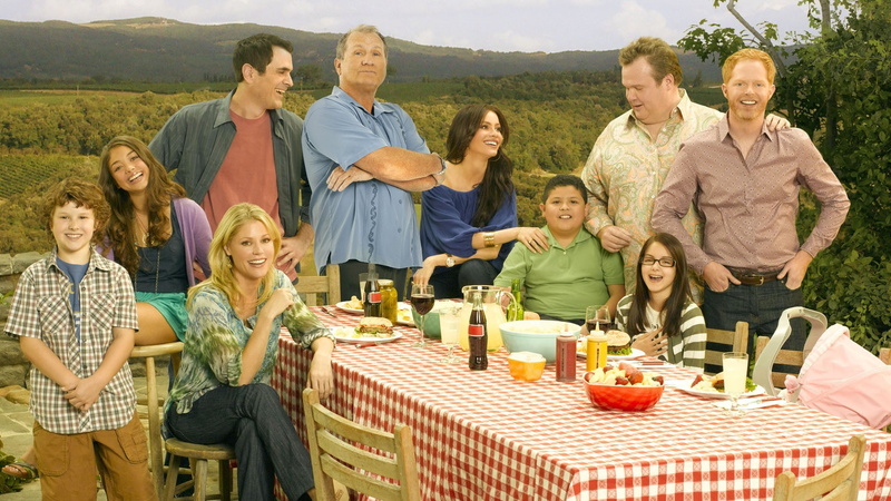 food and drink, crowd, standing, 1080P, women, females, togetherness, tv modern family, child, young men, group, happiness, males, group of people, medium group of people