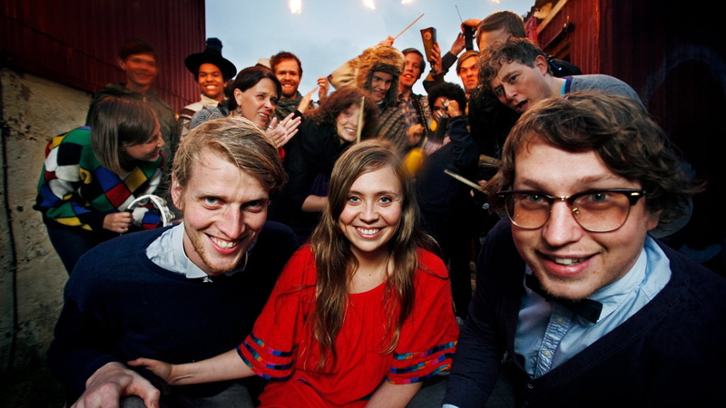 young Adult, social Gathering, s, portrait, men, fun, young Men, enjoyment, women, spectator, cheerful, youth Culture, smiling, 1080P, red, headshot, multi-Ethnic Group