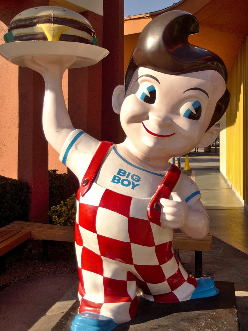 representation, 720P, california, cute, human representation, sculpture, burbank, lifestyles, childhood, symbol, brand, boys, men, bobs big boy, outside