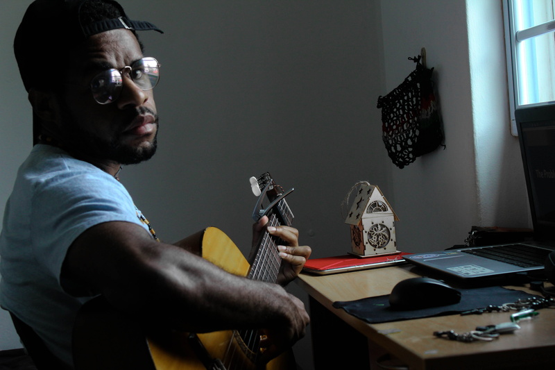 indoors, brown, 5K, musician, room, creativity, look, laptop, men, beard, one person, holding, social issues, sitting, desk, portrait, cap, instrument