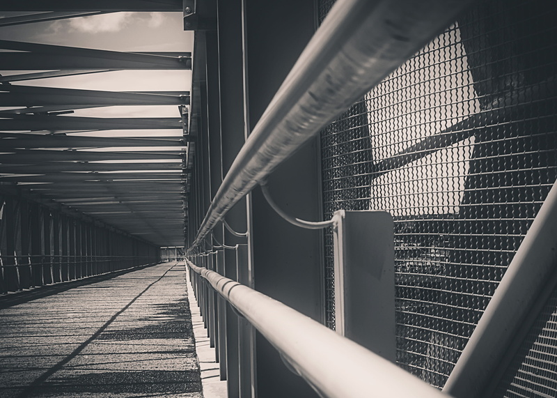 indoors, ribeirão preto, building, sunlight, brazil, safety, the way forward, barrier, built structure, day, pattern, railing, connection, perspective