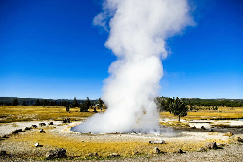 scenic, environment, power in nature, sky, field, geyser, basin, outdoors, national, 2K, wyoming, air pollution, thermal, non-urban scene, physical geography