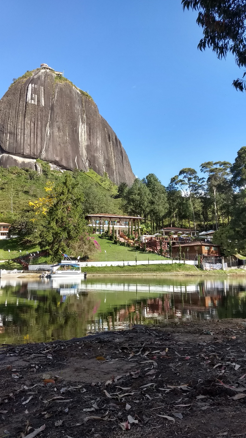 tranquility, mountain, nature, sky, guatapé, agua, outdoors, 4K, architecture, ojo, scenics - nature, plant, reflection, day, land, orilla, tranquil scene