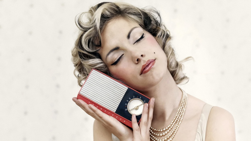 headshot, fashion, one Woman Only, beautiful, lifestyles, one Person, close-up, young Women, shortwave, blond Hair, girl, front view, beauty, eyes closed