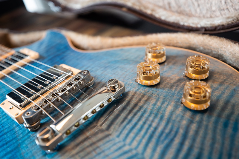 ornate, musical equipment, gold colored, wood - material, selective focus, modern, instrument, industry, 4K, music, close-up, guitar, gold, indoors, close
