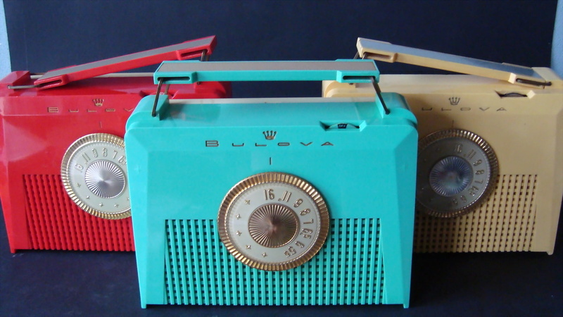 BULOVA, 1080P, Plastic Portable Tube Radios, USA 1956