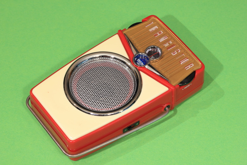 retro, radio, high angle view, portable, 5K, antique, retro styled, red, studio shot, receiver, technology, no people, green color, beach boy, colored background