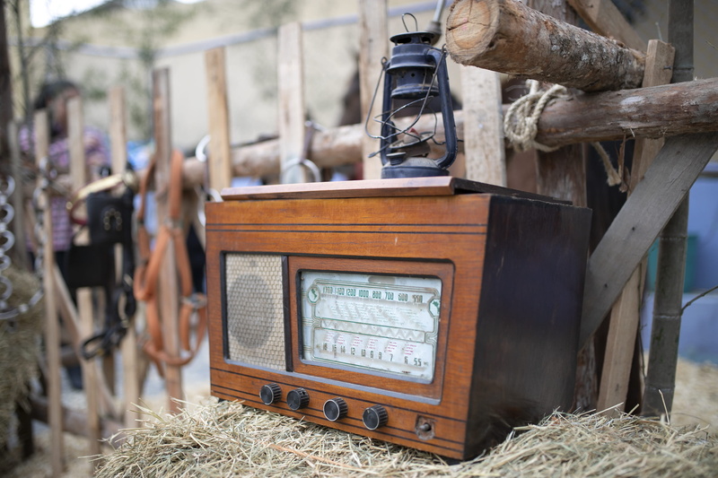 old, wood - material, vintage radion, communication, nature, close-up, technology, abandoned, barn, hay, vintage sale, box, brown, vehicle, wooden radio