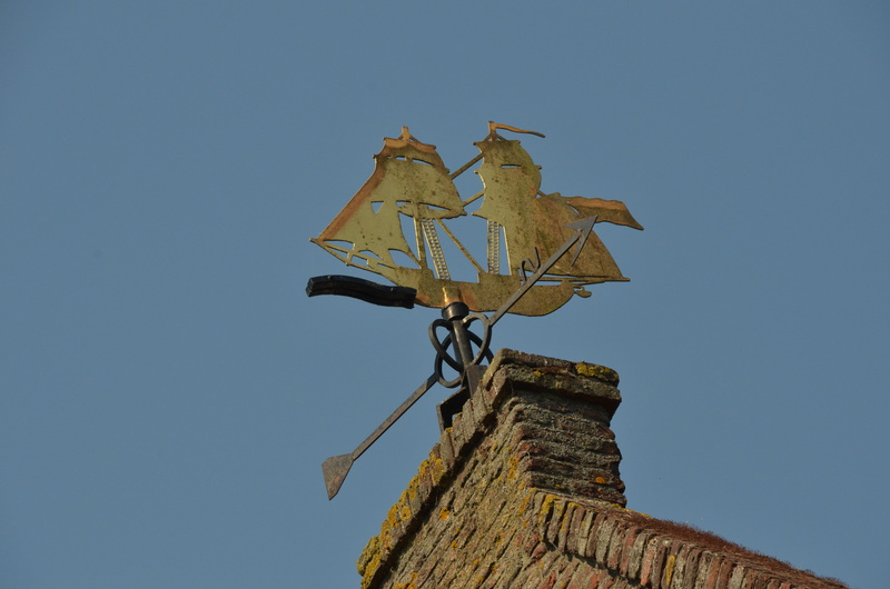 nature, old, blue, sky, wind vane, ship, sunlight, copy space, chimney, ruined, the past, history, sunny, guidance, sailing ship, outdoors, wind, environment