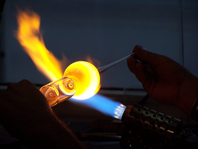 melted, melting, making, human hand, fire - natural phenomenon, accuracy, occupation, indoors, 2K, human body part, glass blower, fire, manufacturing