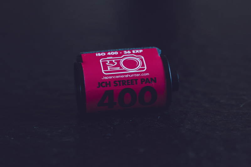 accidents and disasters, revival, text, technology, premium, retro, film, sign, 5K, 35mm, single object, rangefinder, shutter, still life, photography