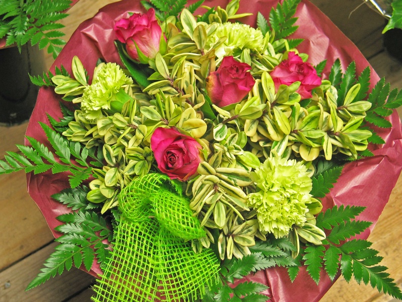 choice, flower head, high angle view, relationship, luck, vulnerability, growth, cloves, no people, bouquet, i love you, greeting, flowering plant, romantic