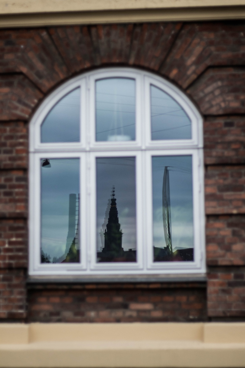 arch, brick wall, urban, buildings, 5K, interior, residential, contemporary, building exterior, house, modern, tower, town, reflection, brick, religion