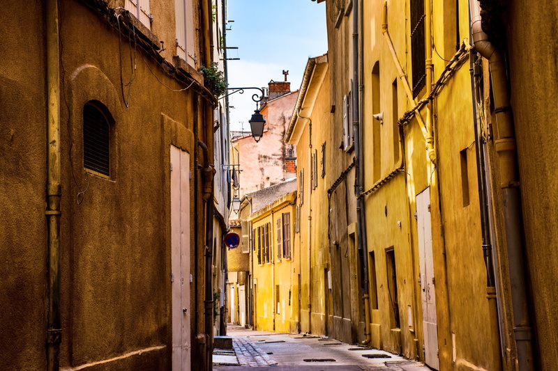 street, france, window, architecture, city, europe, no people, building, the way forward, quiet, building exterior, direction, residential district, narrow