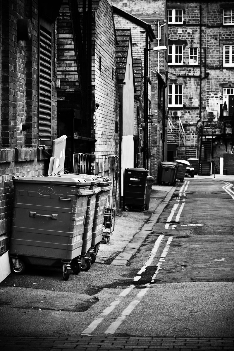 buildings, residential district, building, urban, back alley, wall, way, street, road, dangerous, car, direction, garbage, Alleyway, Crime, dirty, day