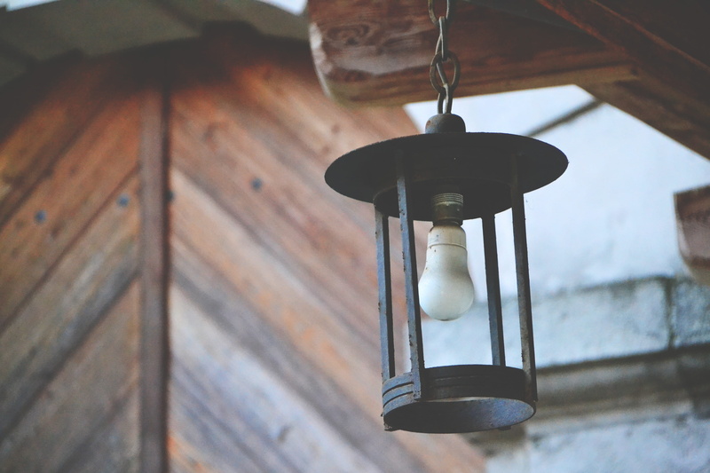 ceiling, bulb, electricity, metal, lighting equipment, bonnet, indoors, bell, wood, lantern, lustre, electric lamp, old, focus on foreground, lamp, light bulb