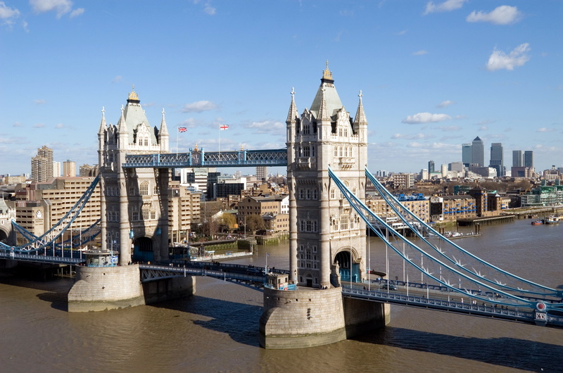 tower, urban Scene, built Structure, history, london - England, outdoors, river, national Landmark, city, nature, english Culture, inner London, travel Destinations