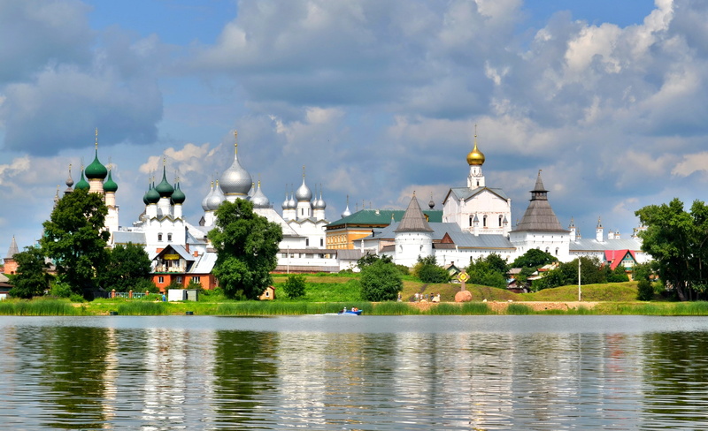 dome, rostov veliky, orthodoxy, lake nero, outdoors, russia, temple, the kremlin, plant, spirituality, belief, cloud - sky, nature, built structure, no people