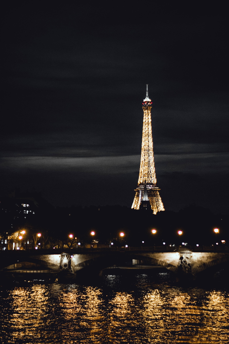 nature, beauty, heritage, building exterior, tour, 5K, eiffel tower, france, water, night, built structure, illuminated, bright, cloud, tall - high, skyscraper