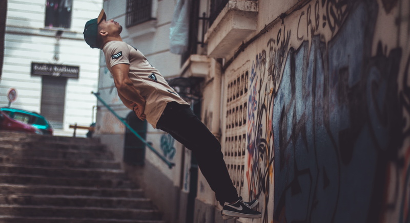 run, lifestyles, abstract, urban, staircase, real people, jumping, young adult, jump, leisure activity, 5K, car, wall - building feature, vehicle, city