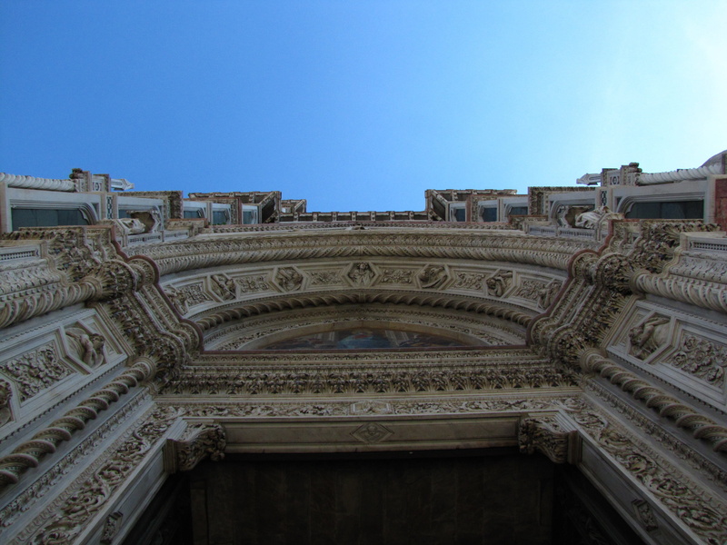 copy space, tourism, sky, ornate, arch, architecture, outdoors, architecture and art, art and craft, low angle view, the past, central torcello di santa maria del fiore