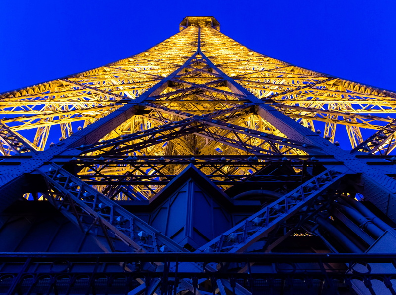 bridge, outdoors, tower, France, triangle shape, day, city, 140secatf56, 18mm, connection, Paris, clear sky, sigma, metal, yellow, 4K, eiffel tower, Night