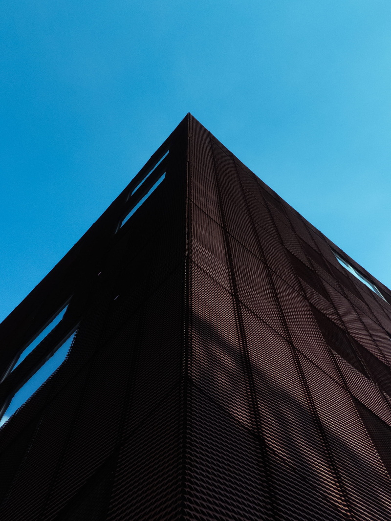 blue sky, low angle view, île de nantes, office, sky, nature, corner, sunlight, france, 2K, city, architecture, ile de nantes, black, no people, monument