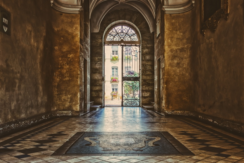 flooring, input, nobel, closed, old, built structure, the way forward, building, design, floor, the past, entrance, corridor, lobby, representative, wall - building feature