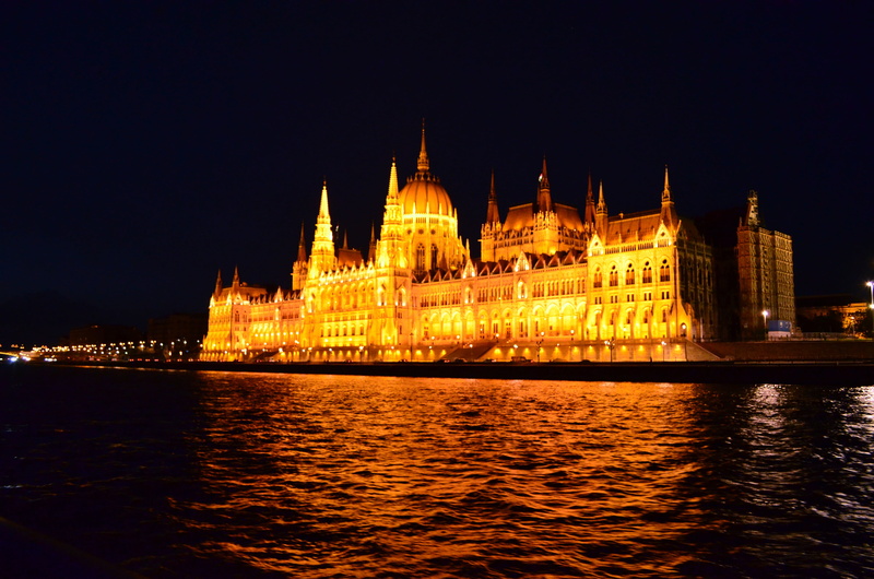 famous Place, luxury, travel, budapest, danube River, sky, government, built structure, no people, hungarian Culture, building exterior, 4K, nature, waterfront
