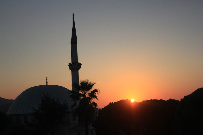 built structure, minaret, selçuk, orange color, plant, background, mosquée, peaceful, religion, spire, sky, travel destinations, fund, place of worship