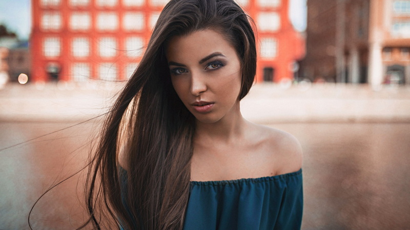 bare shoulders, tanned, face, long hair, brown eyes, portrait, eyeshadow, 2K, brunette, bokeh, women, Alexey Slesarev, no bra
