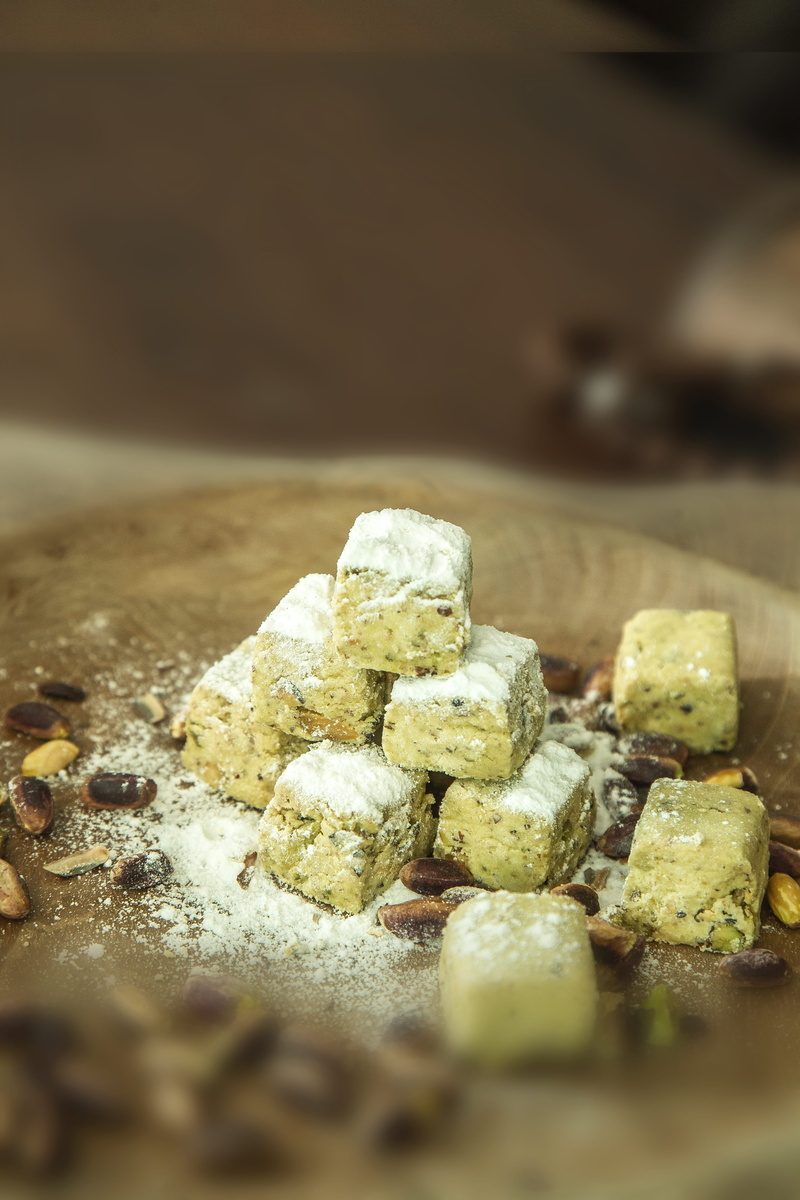 stack, still life, textured, indoors, selective focus, tray, confectionery, chocolate, metal, #turkish #delight #lokum #delicious #istanbul #kececizade #best #traditional #eat #food #wood #work #concept