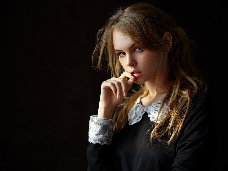 indoors, sadness, anastasia shcheglova, 2K, young adult, women, depression - sadness, adolescence, girls, studio shot, teenager, one person, headshot
