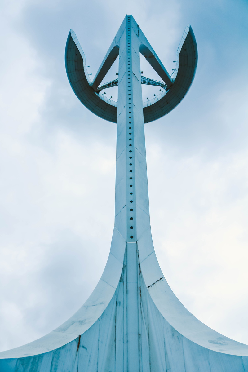 cloud - sky, 5K, belief, no people, day, outdoors, calatravatower, movistar, built structure, spain, shape, tall - high, metal, calatrava, sky, design
