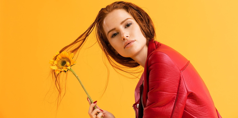 adult, hairstyle, studio shot, beauty, young women, women, looking at camera, yellow background, madelaine petsch 4k picture download, colored background