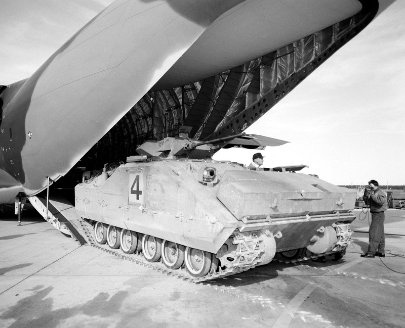 apc, vehicle, bradley, bfv, weapon, tanks, 1 jpeg, fighting, tank, 2K, military, transport