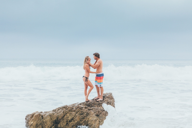 women, full length, ocean, vacations, Couple, nature, sea, positive emotion, adult, power, copy space, sky, couple - relationship, Model, 5K, active, holiday