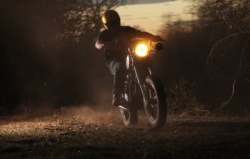 Yamaha, crash helmet, lifestyles, land, outdoors, bicycle, 480P, real people, biker, men, one person, mode of transportation, motorcycle, leisure activity