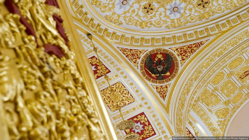 built structure, mural, building, design, photos, low angle view, gold, luxury, floral pattern, belief, religion, ornate, carving, pattern, directly below