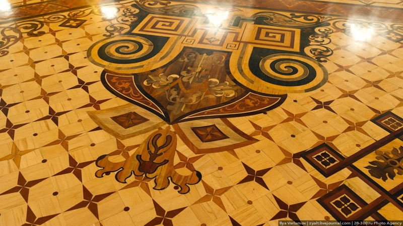 luxury, indoors, craft, tile, sunlight, belief, flooring, palace, grand, lighting equipment, large group of objects, architecture, backgrounds, tiled floor