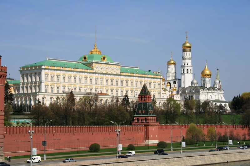 trees, travel destinations, city, government, architecture, 1080P, outdoors, tower, arches, building exterior, building, kremlin wall, large, white, tree