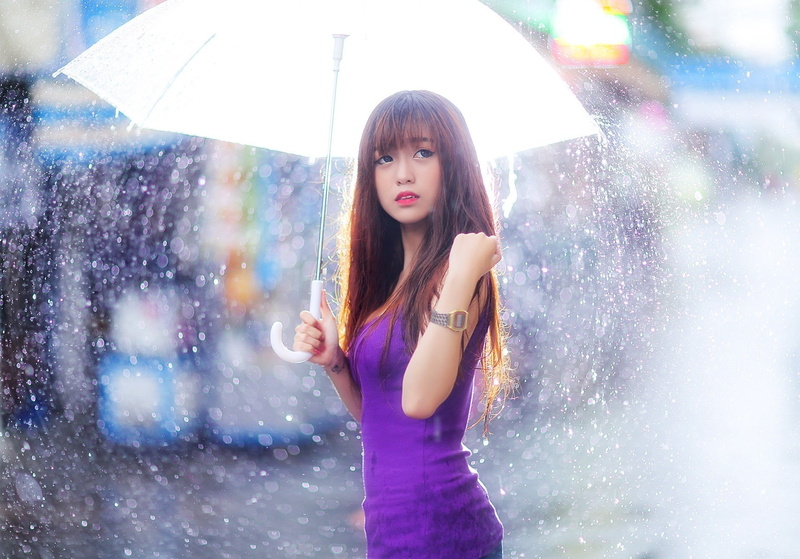 young women, beauty, city, portrait, fashion, lifestyles, 720P, standing, rain, long hair, hairstyle, beautiful woman, teenager, one person, umbrella