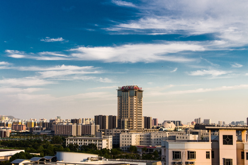 skyscraper, settlement, residential district, building, urban skyline, no people, 5K, city, campus, view, tall - high, modern, outdoors, cloud - sky, architecture