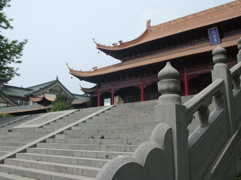 ming dynasty, outdoors, 4K, built structure, sky, architectural column, building exterior, china, nature, palazzo, travel destinations, roof, travel, nanjing