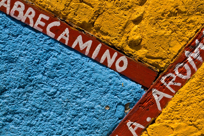sign, de, havana, architecture, communication, wall, 4K, multi colored, colourful, red, full frame, urban Scene, hamel, yellow, no people, Callejon, Close-up shot