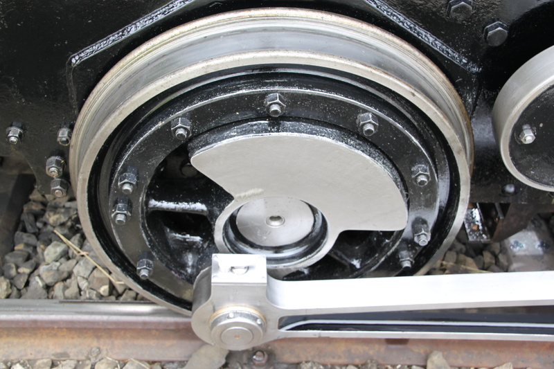 shiny, 4K, train, wheel, machine part, steam powered, alloy, force, steam generation, mode of transportation, seemed, close-up, drive, traffic, full frame